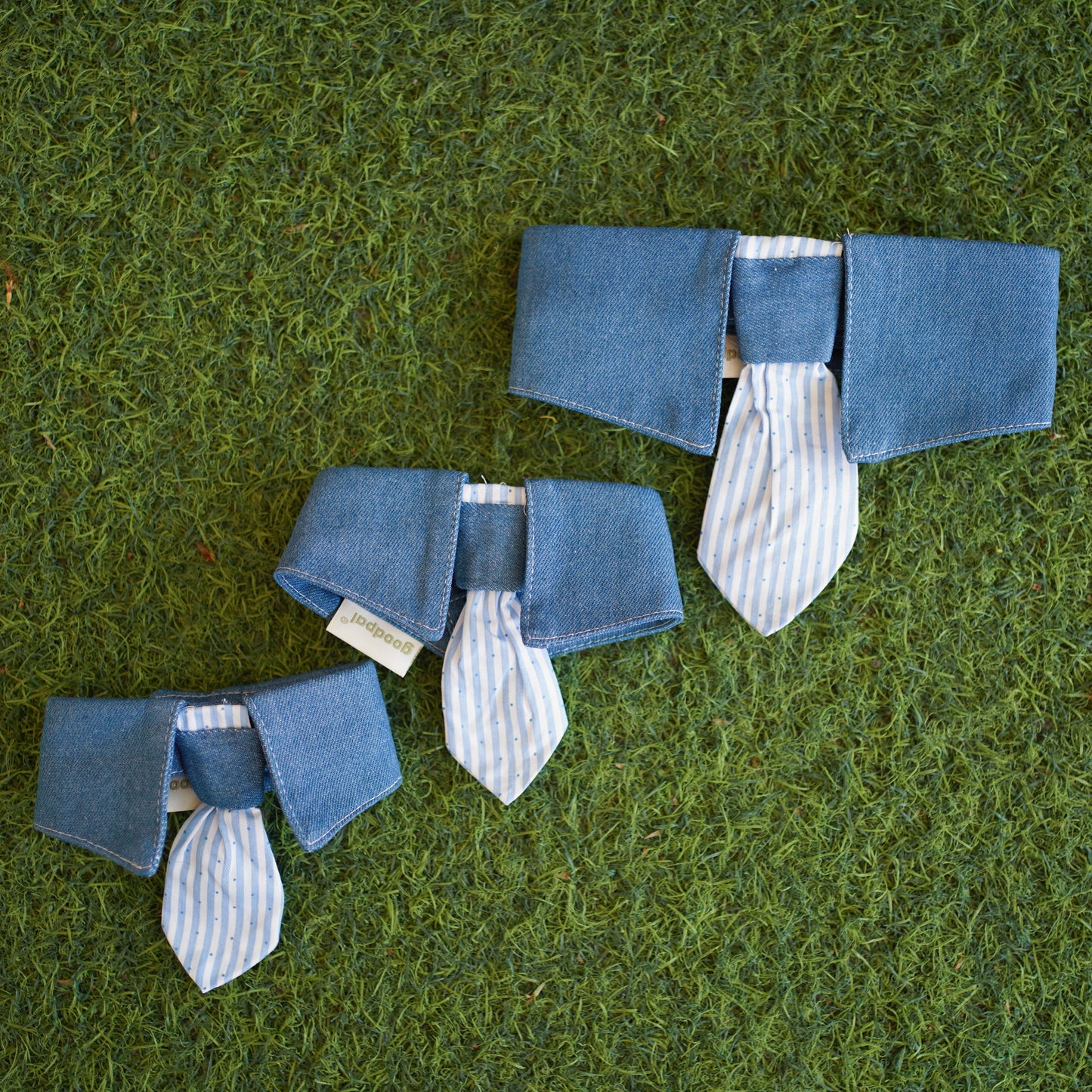 BLUE TIE BIB  - Smart casual vibe